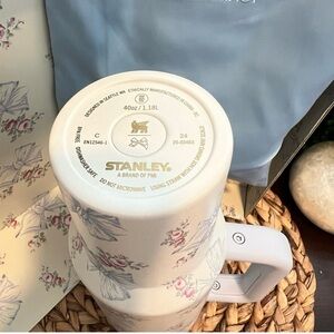 Love shack fancy blue beaux 40 oz cup. Perfect condition